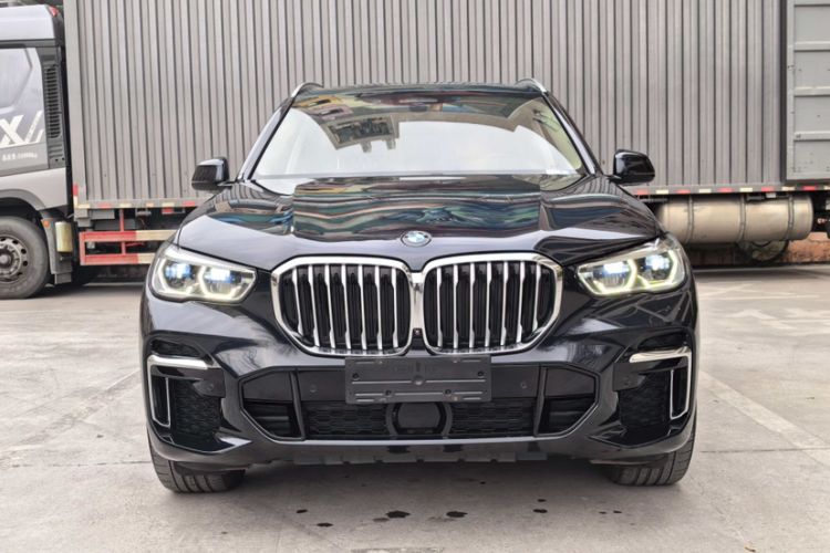 Used BMW X5 2022 xDrive 30Li Luxury M Sport Package