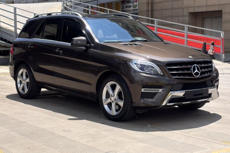 Used Mercedes-Benz M-Class 2015 ML 400 4MATIC Dynamic Model
