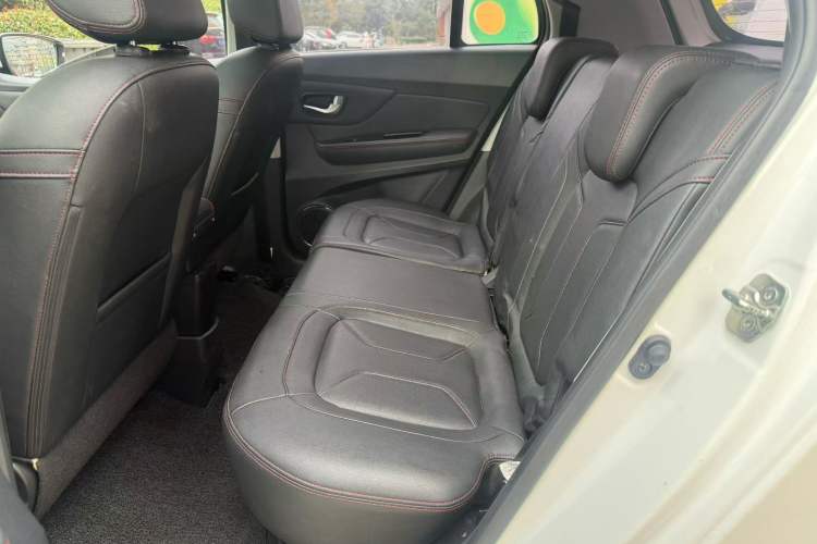 Used Haval H1 2017 Blue Label 1.5L AMT Luxury Model
