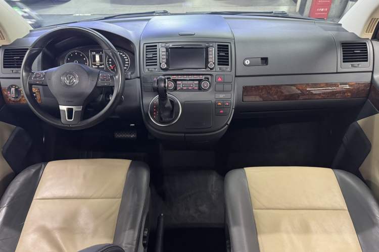 Used Volkswagen Multivan 2012 2.0 TSI Four-Wheel Drive Deluxe Edition