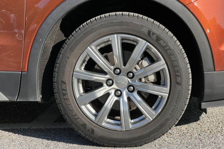 Used Cadillac XT4 2018 28T Two-Wheel Drive Leading Version
