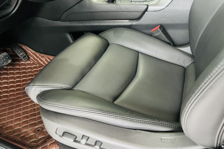 Used Cadillac XT5 2016 28T Four-Wheel Drive Luxury Model