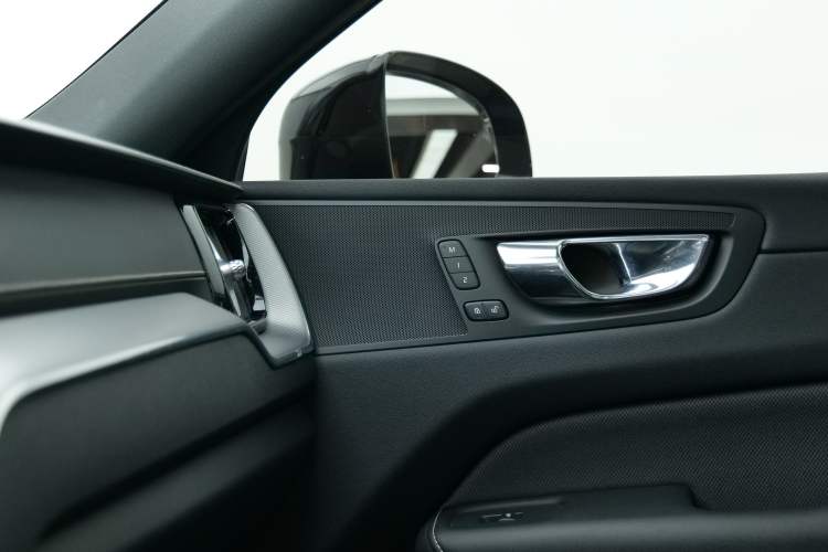 Used Volvo XC60 2020 T5 4x4 Smart & Dynamic Sport Edition