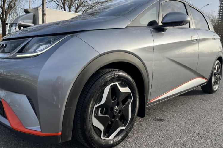 Used BYD Dolphin 2021 405 km Fashion Edition Exterior 6