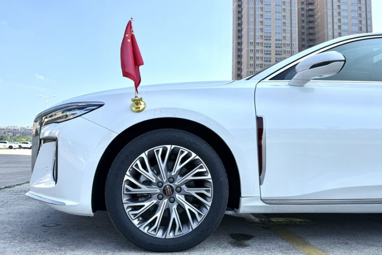 Used Hongqi H5 2023 1.5T HEV Smart Connect Flagship Edition Exterior 8