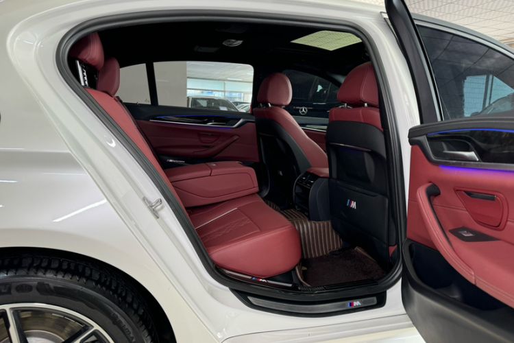 Used BMW 5 Series 2022 Second Facelift 525Li M Sport Package
