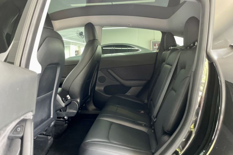 Used Tesla Model Y 2021 Long-Range All-Wheel-Drive Version 3D7