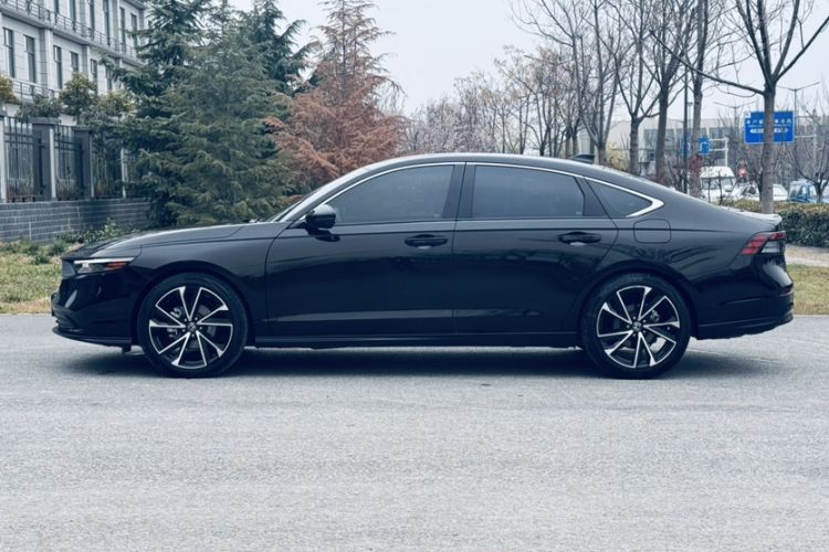 Used Honda Accord 2023 260TURBO Smart Enjoyment Version Exterior 5