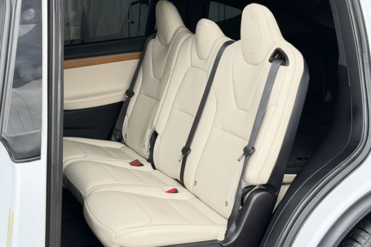 Used Tesla Model X 2019 Long-Range Version
