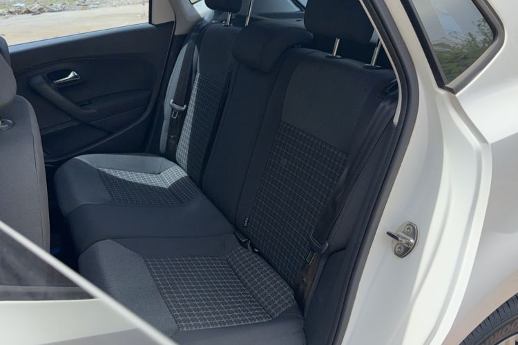 Used Volkswagen Polo 2016 1.6L Automatic Comfort Model