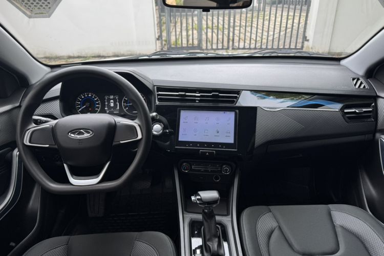 Used Chery Tiggo 3X 2024 1.5L CVT Excellence Edition Interior 3