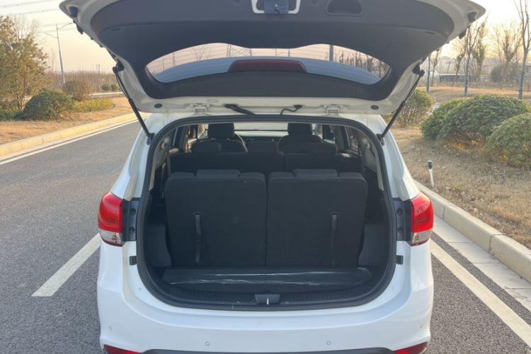 Used Kia Carens 2013 2.0L 7-Seater Automatic Standard Version China V Standard