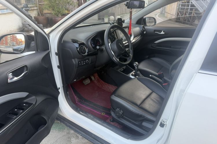 Used Kia kx1 Stonic 2021 1.4L CVT Fun & Sunroof Model