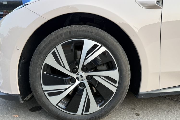 Used Nio ET5 2024 75 kWh
