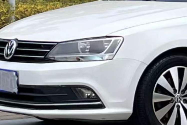 Used Volkswagen Sagitar 2018 180TSI DSG Prestige Edition Left Front Headlight