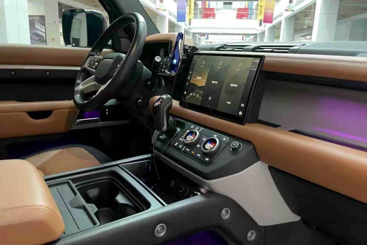 Used Land Rover Defender 2022 110 P400 X-DYNAMIC HSE
