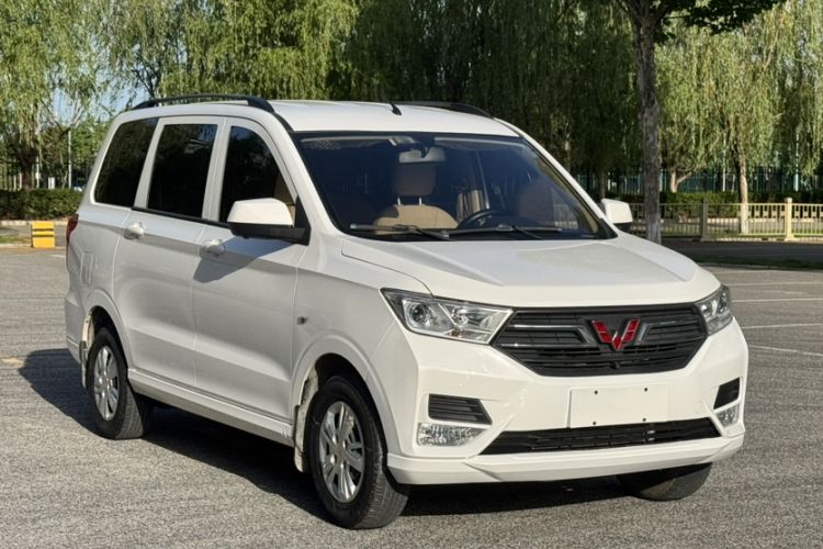 Used Wuling Hongguang 2021 1.5L Revised S Standard Version with Electric Power Steering LAR Exterior 4