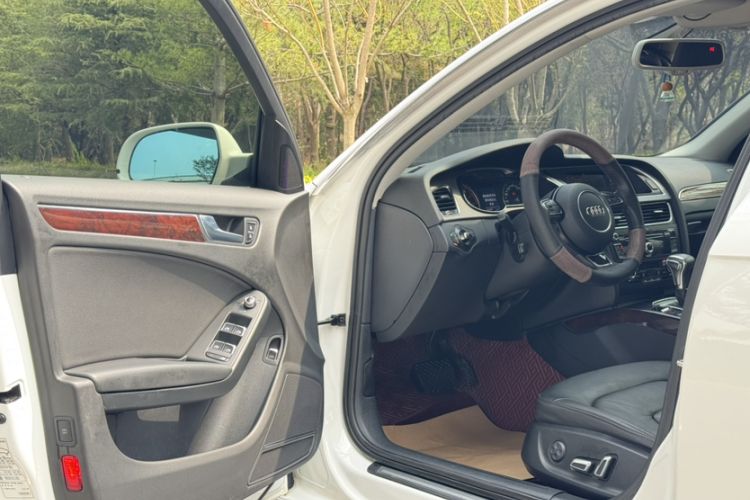 Used Audi A4L 2016 35 TFSI Collection Edition S line Comfort Model Interior 1