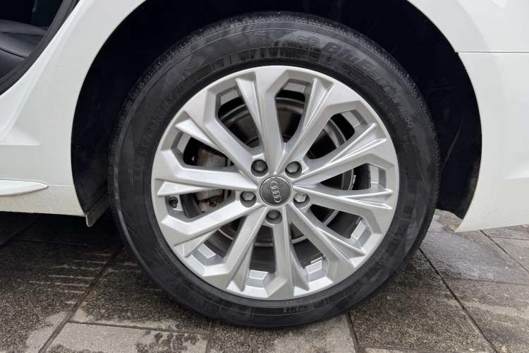 Used Audi A4L 2019 40 TFSI Ambition China VI