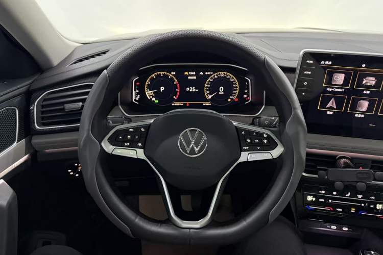 Used Volkswagen Tayron 2023 280TSI Two-Wheel-Drive Luxury Plus Advanced Version