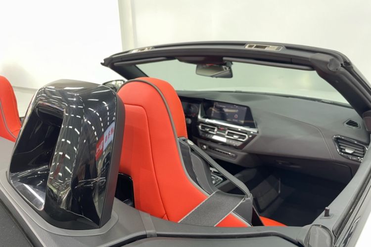 Used BMW Z4 2019 sDrive 25i M Sport Package Exterior 8