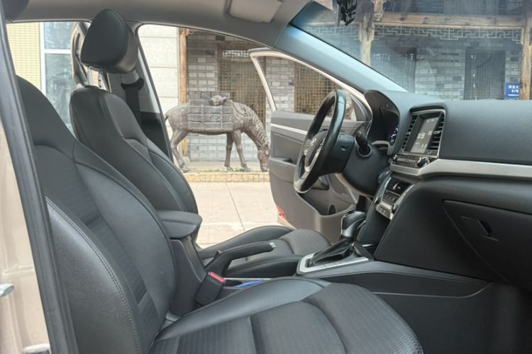 Used Hyundai Elantra (6th Generation / Lingdong) 2016 1.6L Automatic ZhiXuan · Luxury Version Exterior 8