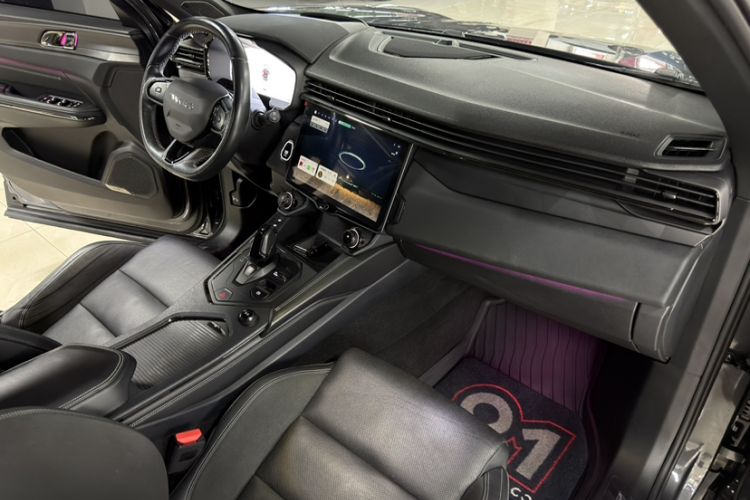 Used Lynk & Co 01 2023 1.5TD EM-F PM Interior 12