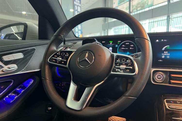 Used Mercedes-Benz EQC 2021 EQC 400 4MATIC Interior 2