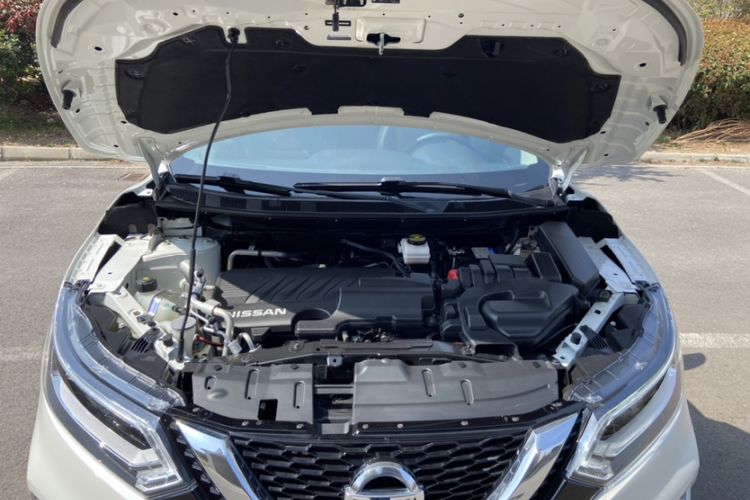 Used Nissan Qashqai 2022 2.0L CVT XV Premier Luxury Edition Interior 8