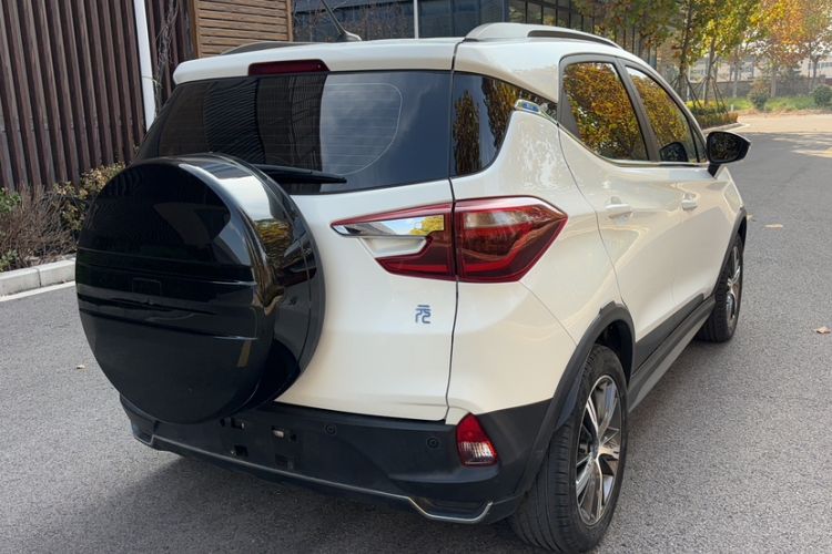 Used BYD Yuan New Energy 2018 EV360 Smart Connected Cool Model Exterior 5