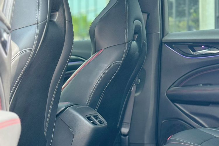 Used Buick Regal 2021 GS 28T Prestige Model
