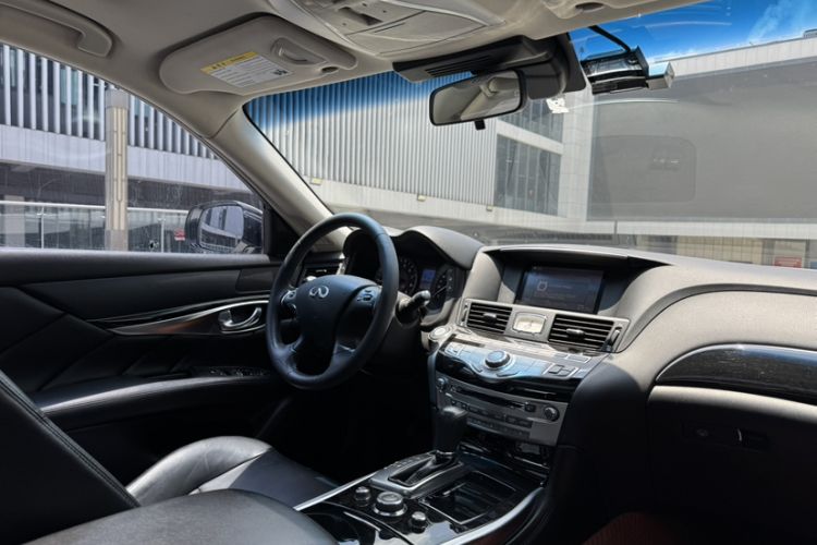 Used Infiniti Q70 2019 Q70L 2.0T Elite Edition
