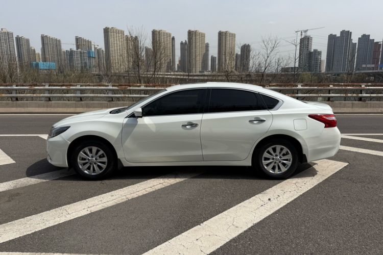 Used Nissan Teana 2016 Revised Version 2.0L XL Comfort Edition
