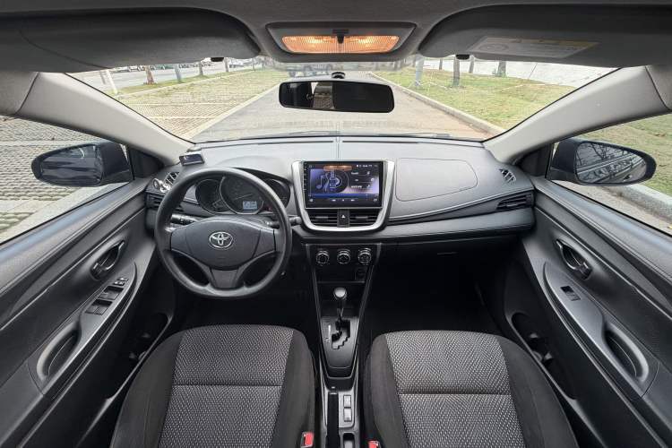 Used Toyota Vios 2017 1.5L CVT Innovation Edition Interior 4