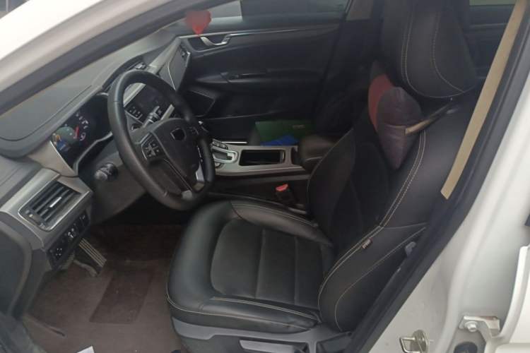 Used Geely Auto Emgrand GL 2018 1.8L DCT Elite Smart Connectivity Version
