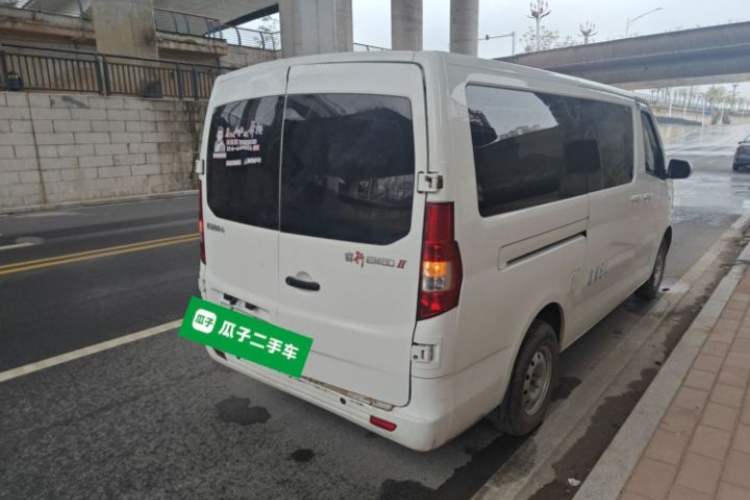 Used Chana Ruixing EM80 2024 Comfort-Style 6-Seater 41.86 kWh