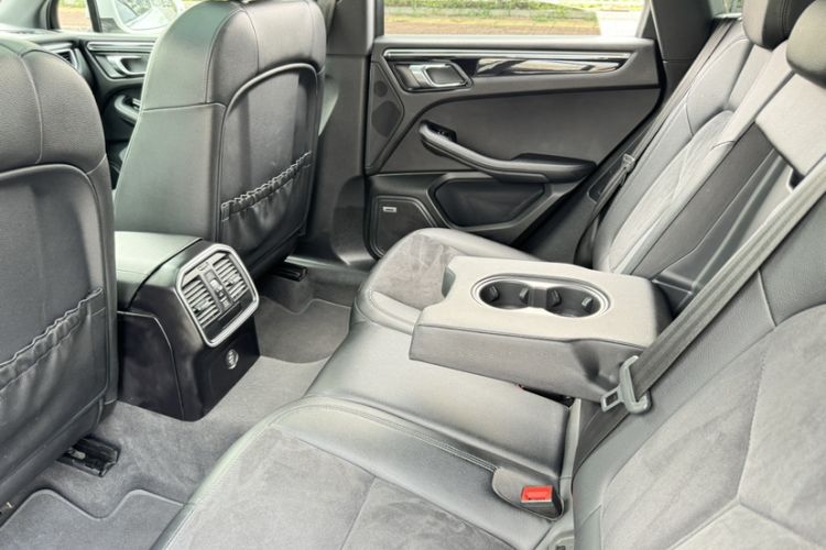 Used Porsche Macan 2017 Macan S 3.0T Interior 8