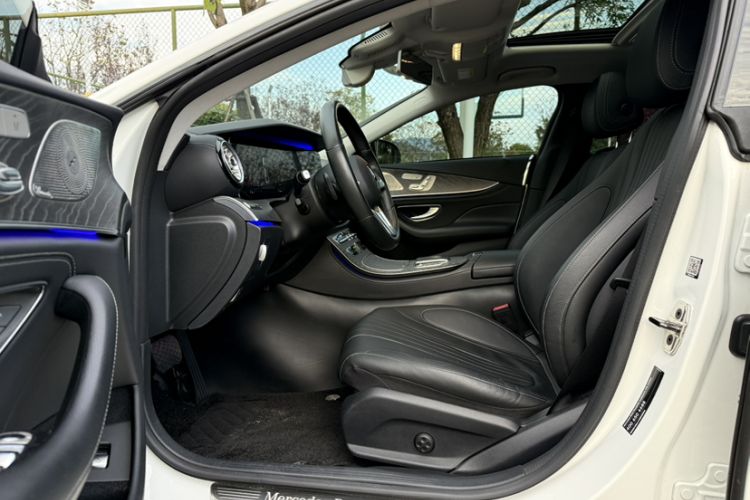 Used Mercedes-Benz CLS 2018 CLS 300 Dynamic Edition
