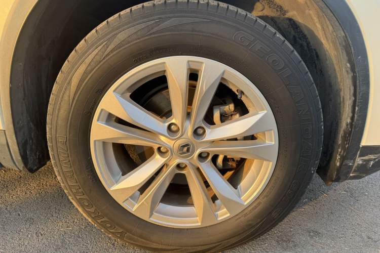 Used Renault Koleos 2017 2.0L Two-Wheel-Drive Leading Edition