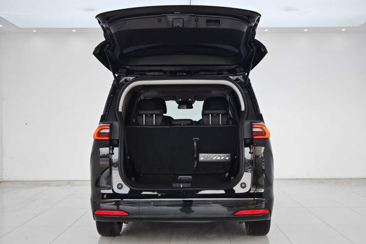 Used GAC Trumpchi M6 2023 PRO 270T DCT Luxury Edition Trunk