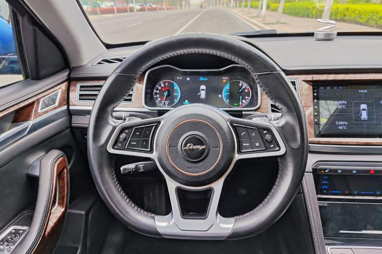 Used Zotye Domy X7 2017 2.0T DCT Ultimate Edition