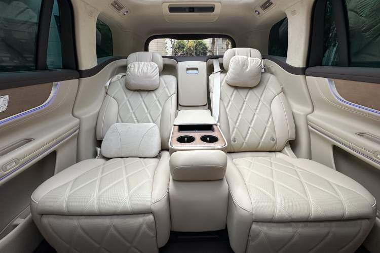 Used Hima AITO M9 2025 Model Range-Extending Ultra 52kWh 4-Seater Version