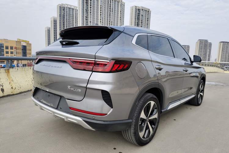 Used BYD Song PLUS New Energy 2021 EV Deluxe Model