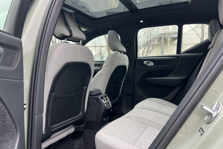 Used Volvo XC40 New Energy 2023 Four-Wheel-Drive High-Performance Version