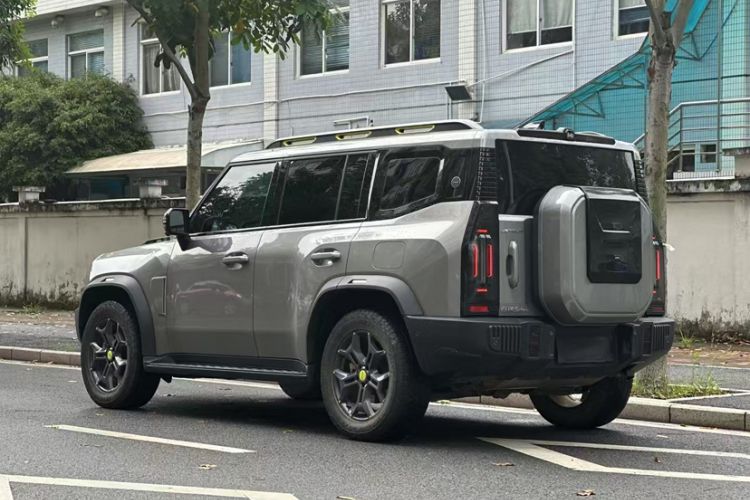 Used JETOUR Traveler 2023 2.0T All-Wheel Drive CrossPRO+