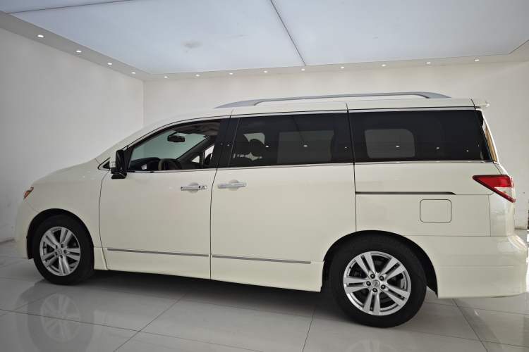 Used Nissan Quest 2015 3.5L SL Exterior 8