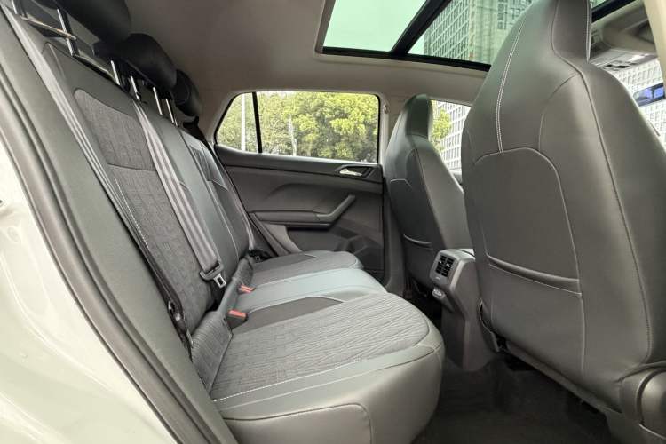 Used Volkswagen T-Cross 2019 280TSI DSG Comfort Edition Interior 8