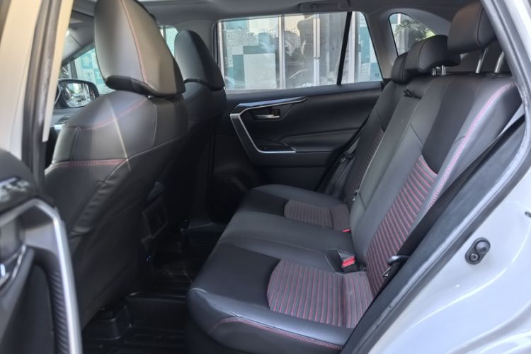 Used Toyota RAV4 Rongfang Plug-in Hybrid 2021 2.5L Two-Wheel Drive Elite Pro