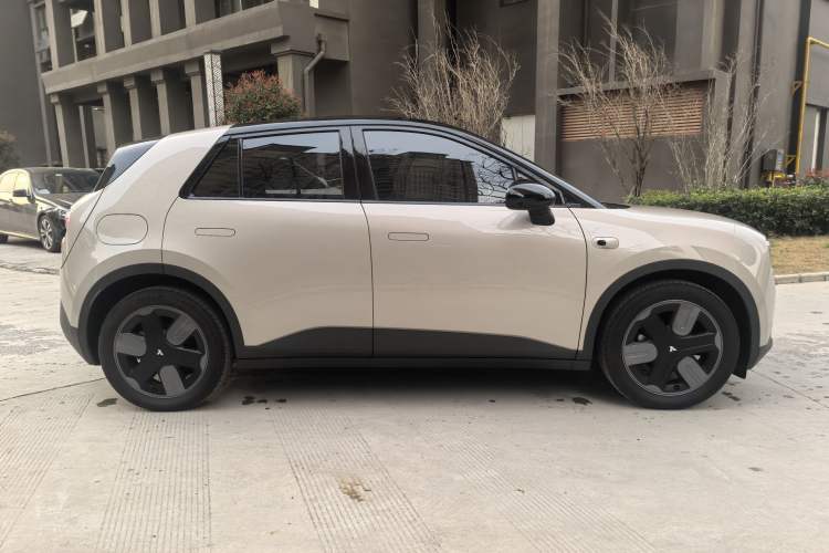 Used firefly 2025 Free Edition
