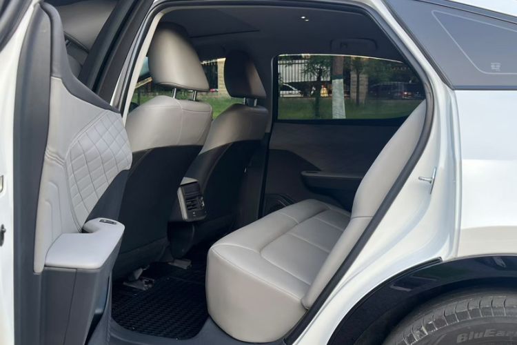 Used Toyota bZ3 2024 517 km Elite PRO Exterior 9